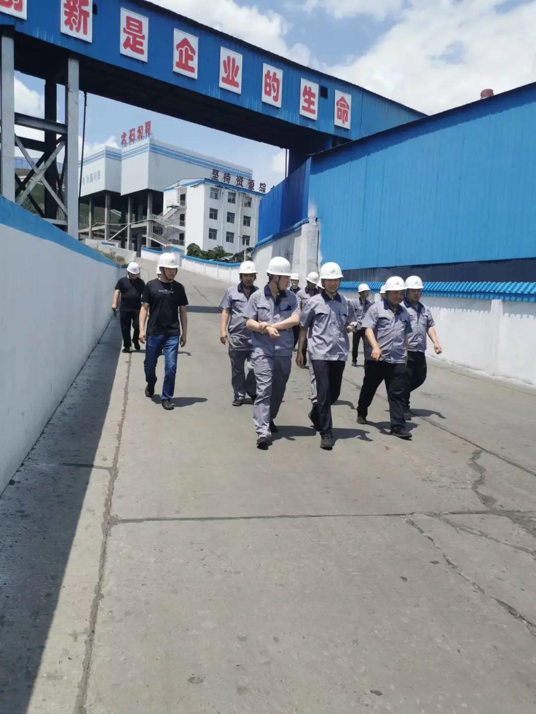 我们—大石人.jpg