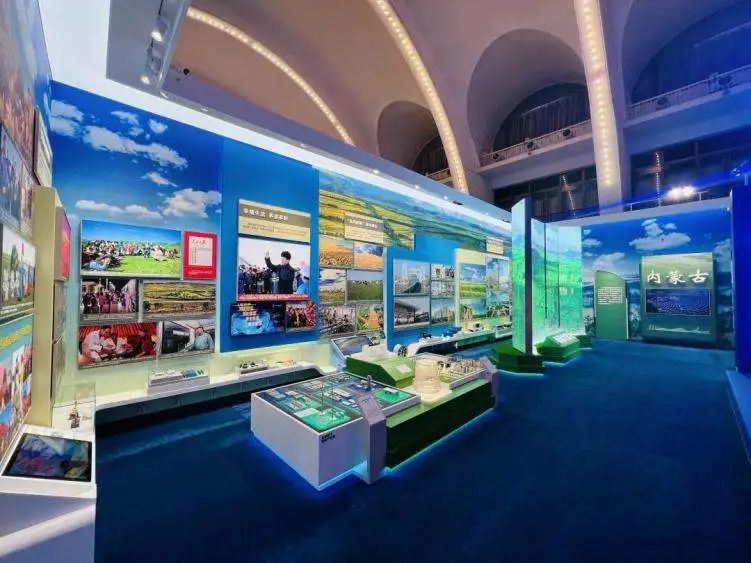 “奋进新时代”主题成就展精彩呈现亮丽内蒙古1.jpg